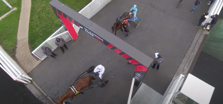 Prix d'Amérique Races ZEturf Qualif #1: watch runners getting out of stables