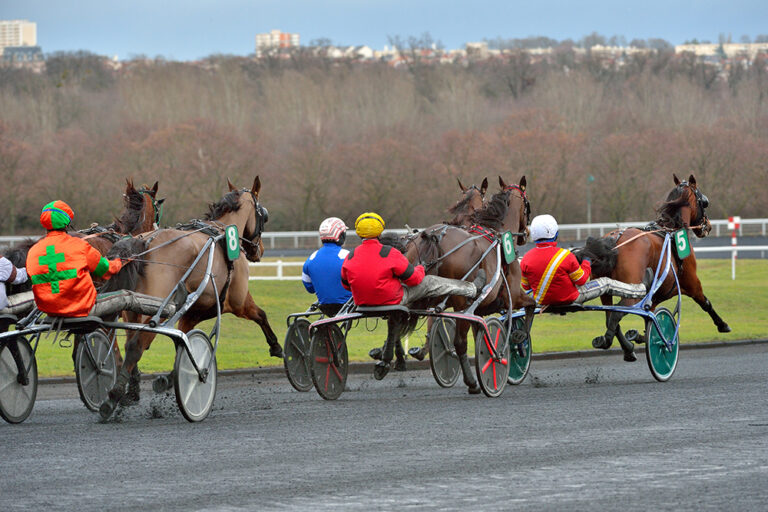 Bold Eagle et readly express